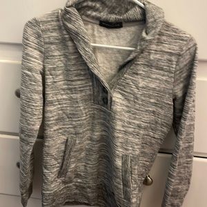 Banana Republic sweater in great condition